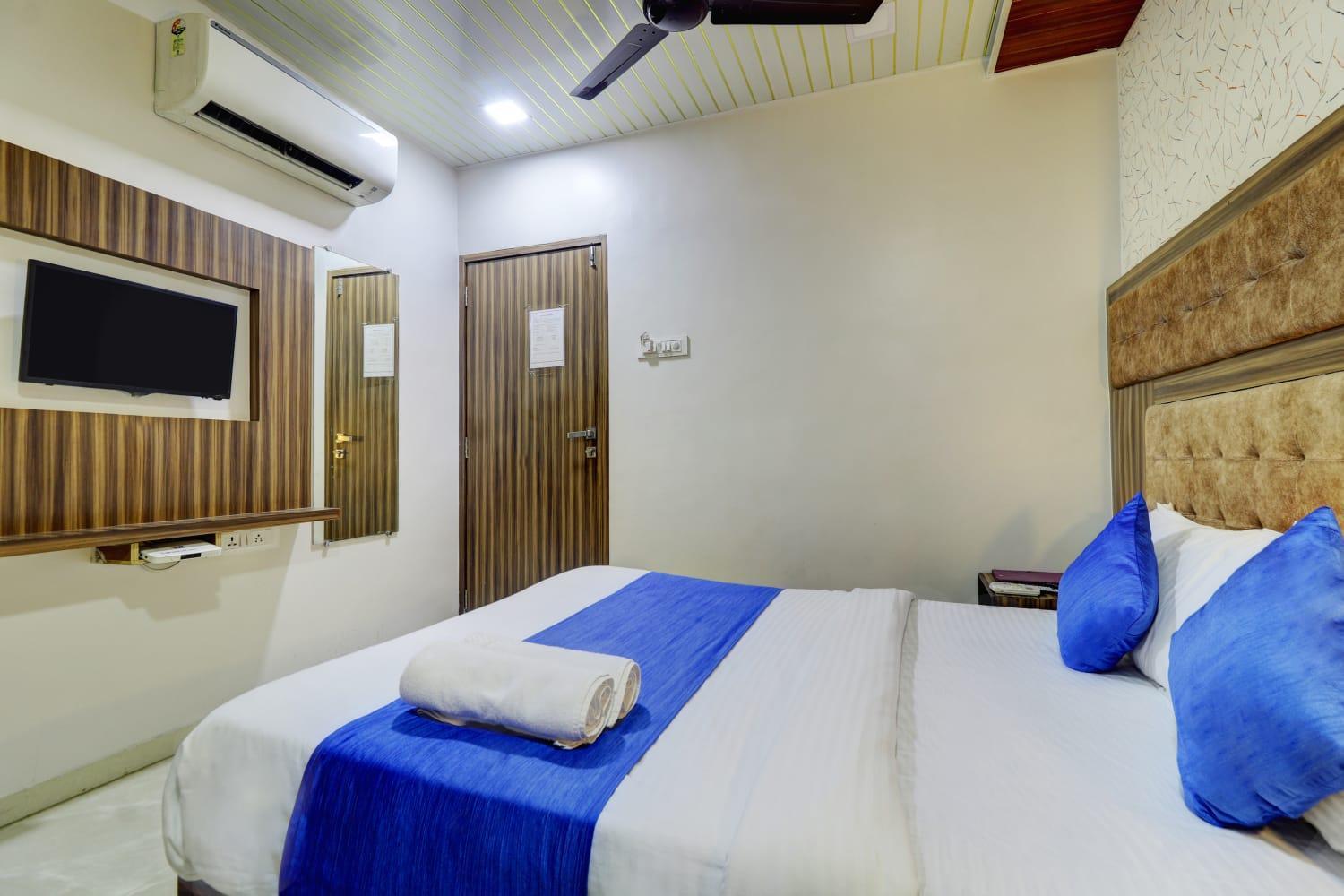 Hotel New Blue Sapphire Residency Мумбаї Номер фото