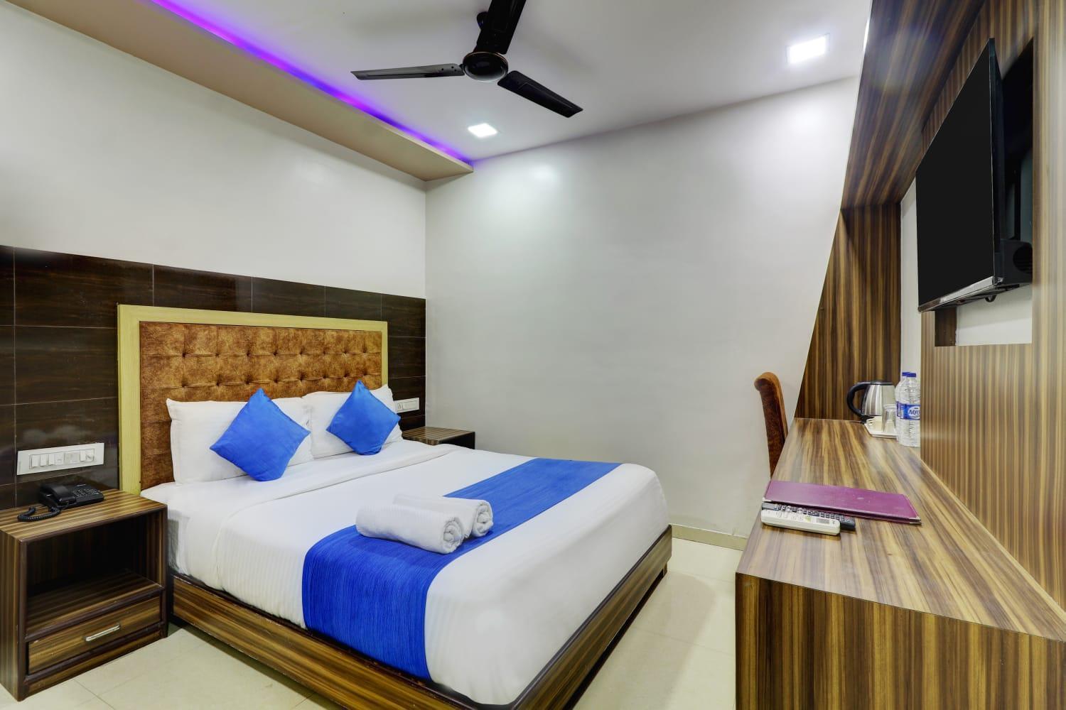 Hotel New Blue Sapphire Residency Мумбаї Екстер'єр фото