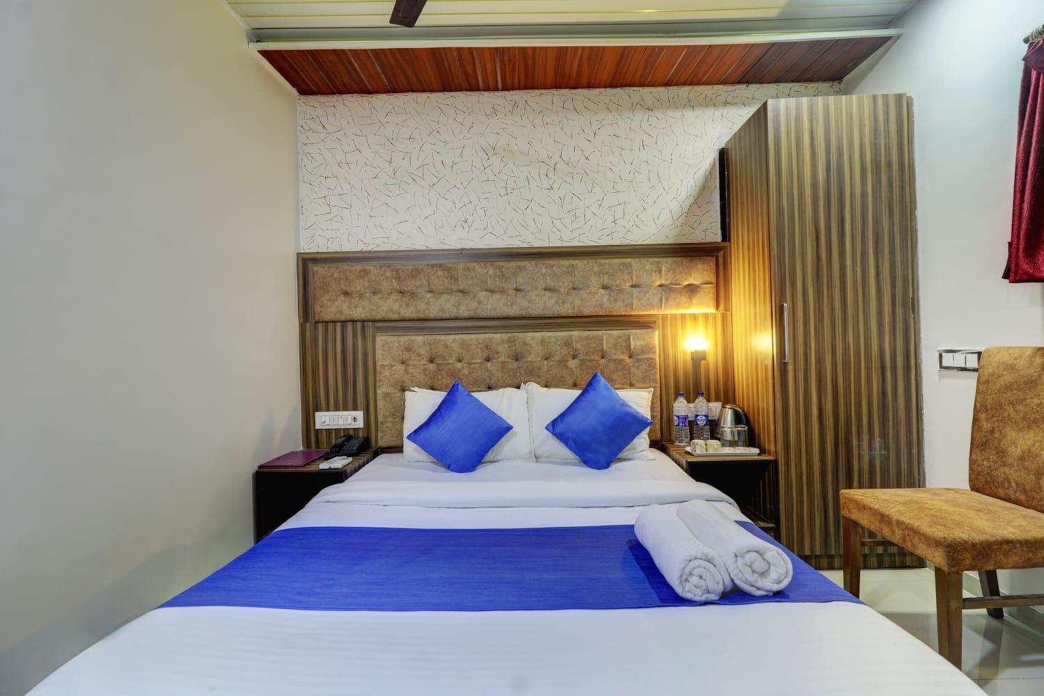Hotel New Blue Sapphire Residency Мумбаї Екстер'єр фото