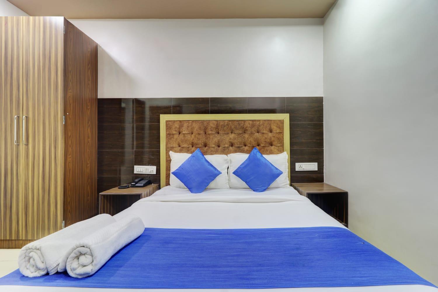 Hotel New Blue Sapphire Residency Мумбаї Екстер'єр фото