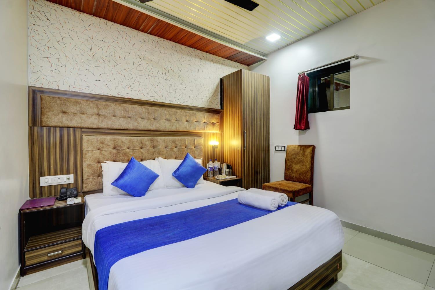Hotel New Blue Sapphire Residency Мумбаї Екстер'єр фото
