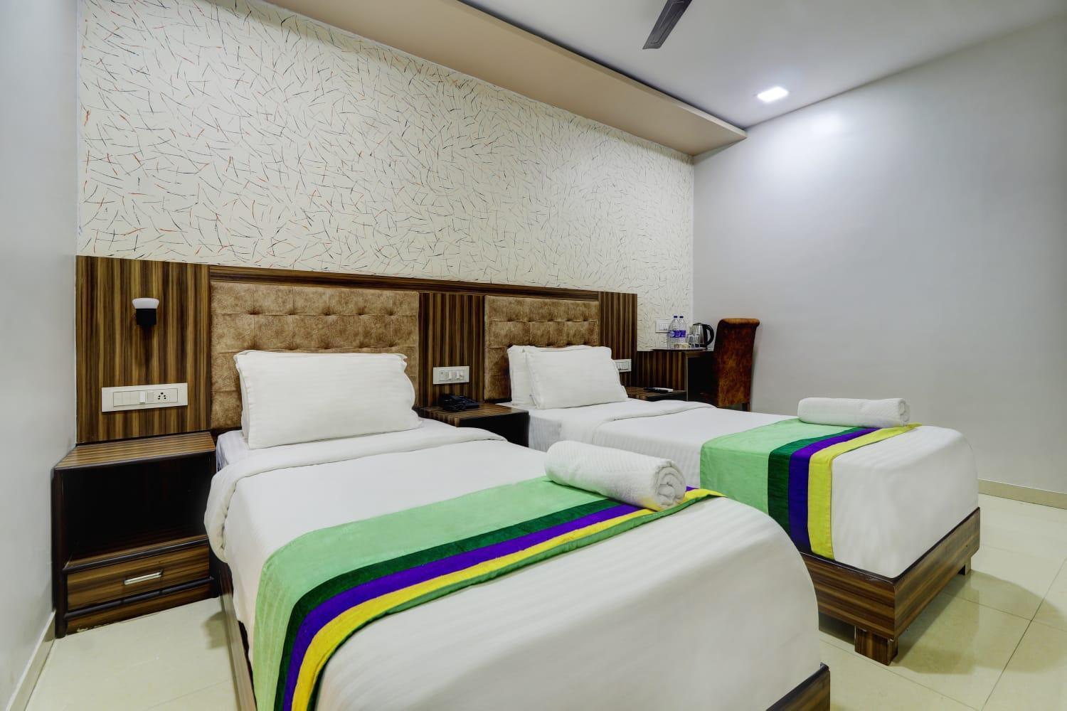 Hotel New Blue Sapphire Residency Мумбаї Екстер'єр фото